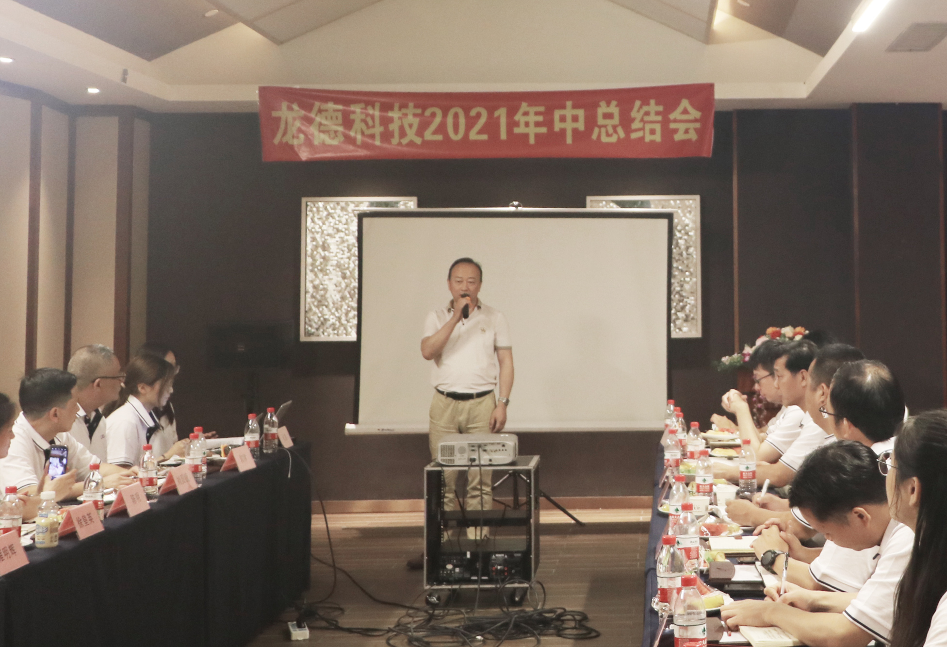 1752716578153120.jpg 16262539605861418.jpg